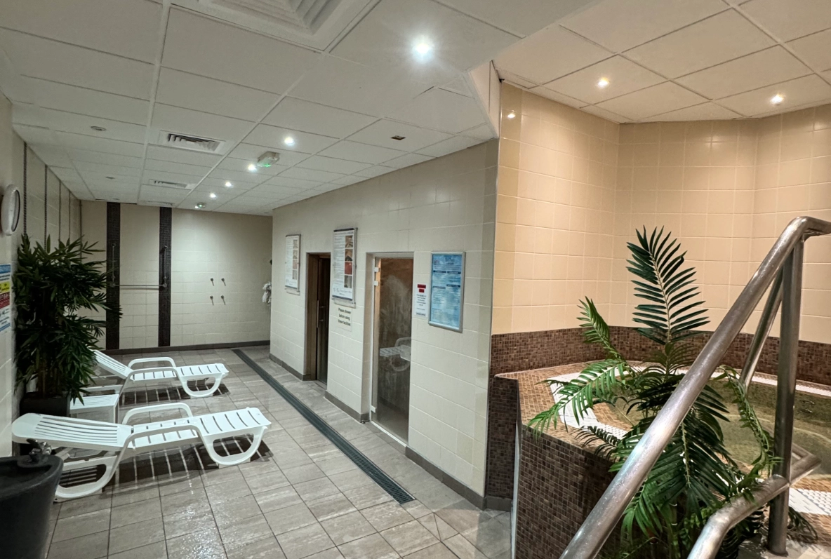 Hutton Moor Leisure Centre Hot tub