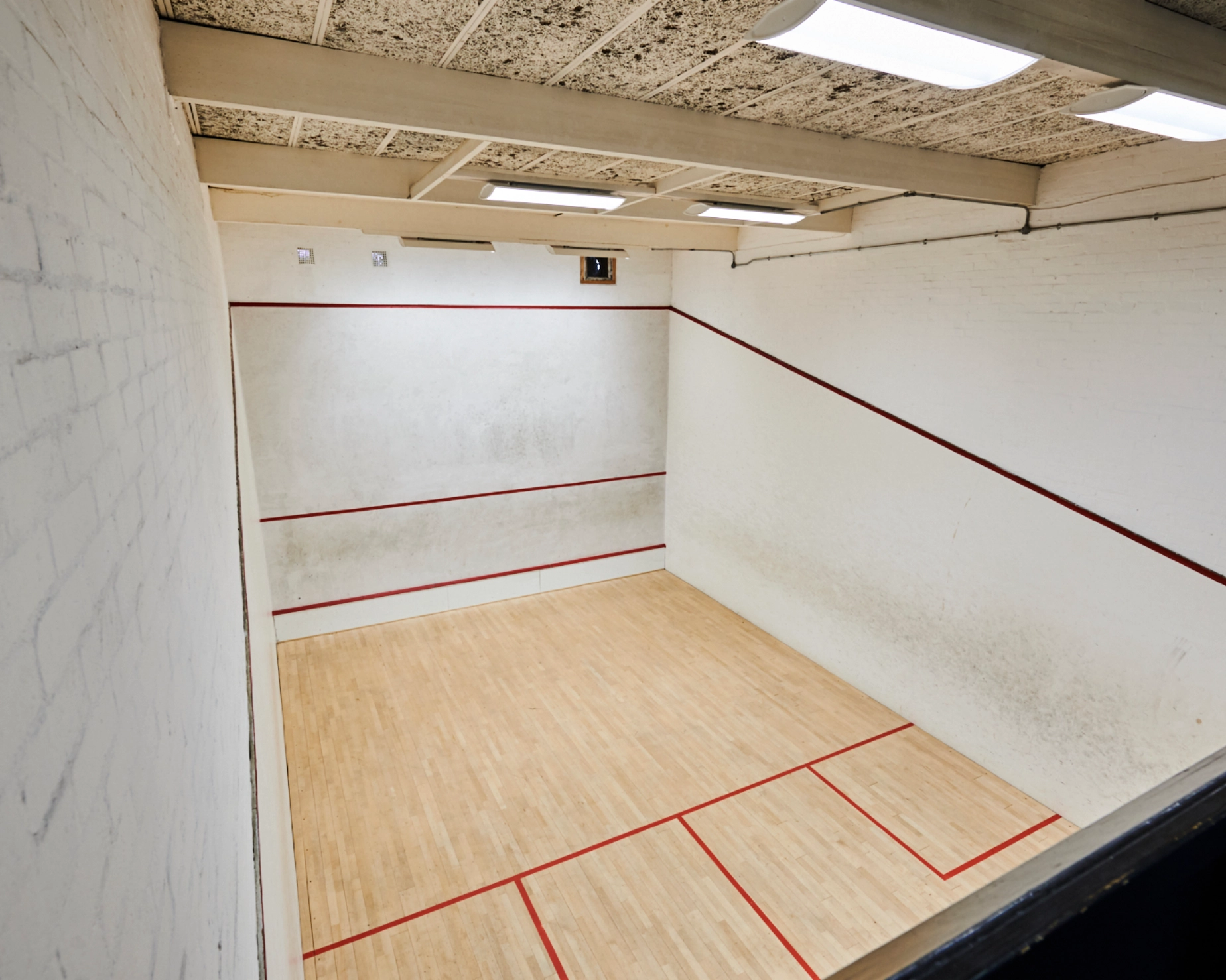 Squash Courts