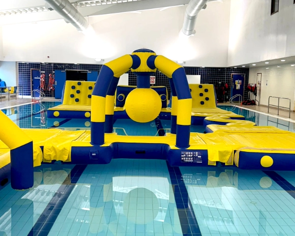 Atlantis splash